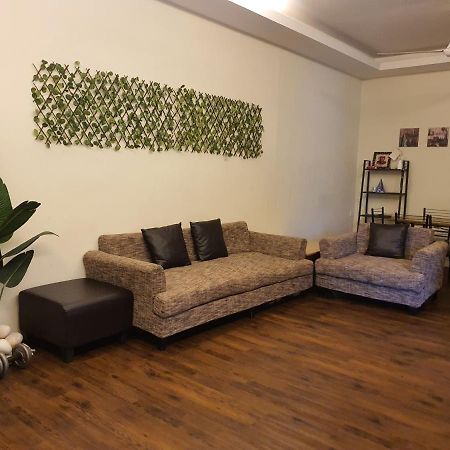 Swimming Pool Party House Apartment Batu Pahat Ngoại thất bức ảnh