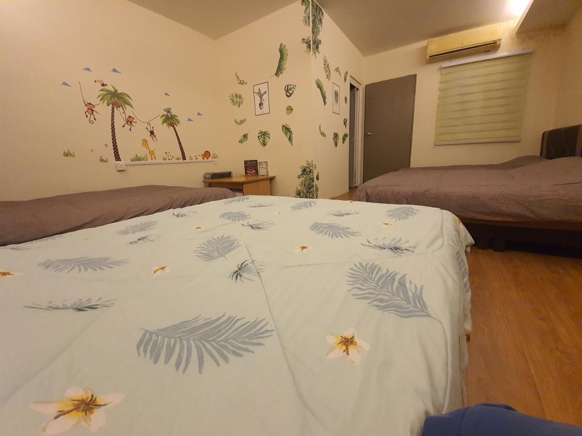 Swimming Pool Party House Apartment Batu Pahat Ngoại thất bức ảnh