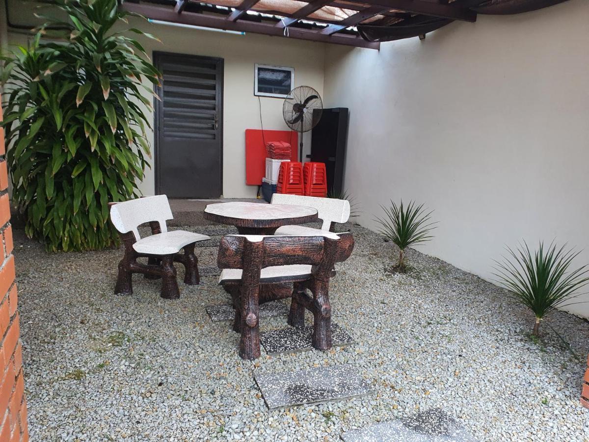 Swimming Pool Party House Apartment Batu Pahat Ngoại thất bức ảnh